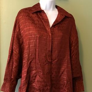EUC Elizabeth & James Dolman Style Blouse Sz S